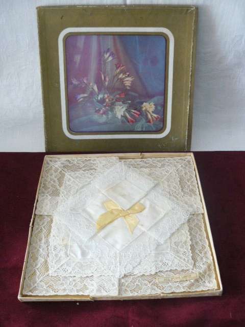 HANKIES BOXED