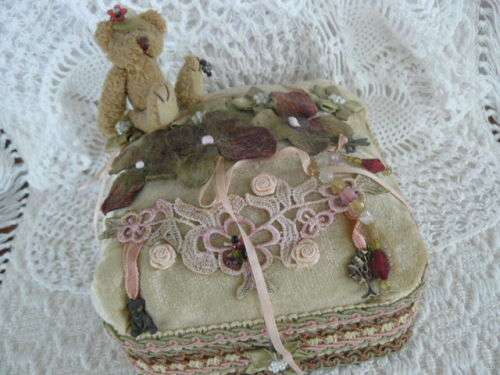 Hand made extra cute and functional TEDDY TIN