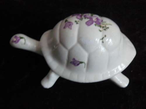 CUTE PORCELAIN TRINKET BOX
