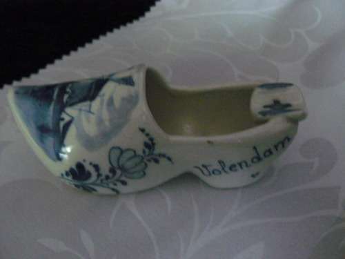 DELFT'S ASHTRAY CLOG