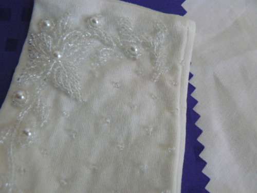 STUNNING HAND BEADDED GLOVES