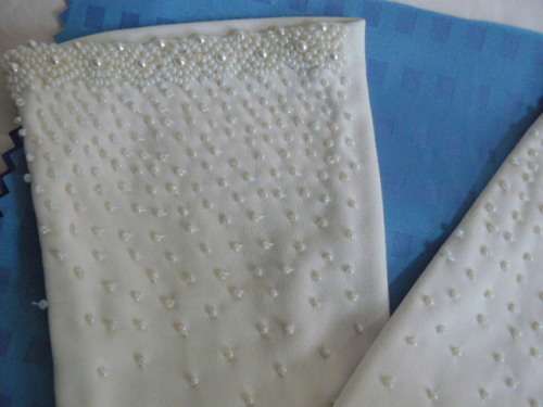 STUNNING HAND BEADDED GOVES