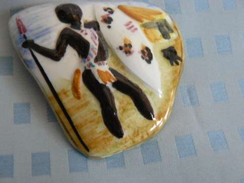 STUNNING BROOCH