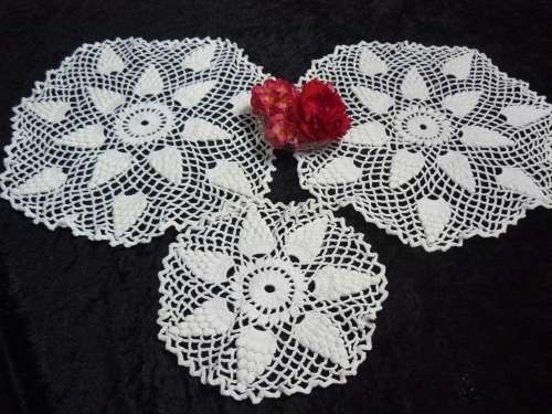 COTTON HAND CROCHETED DOILIES