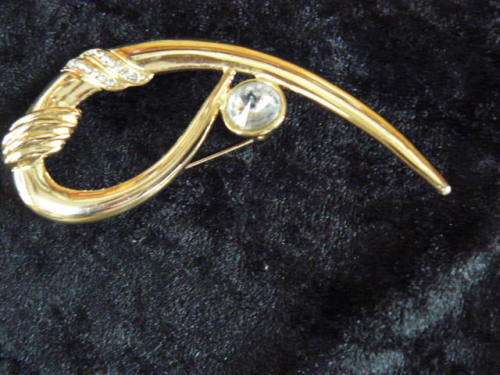 LOVELY BROOCH