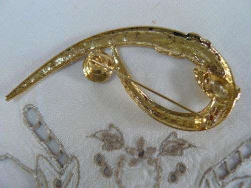 LOVELY BROOCH