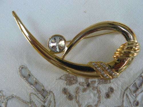 LOVELY BROOCH