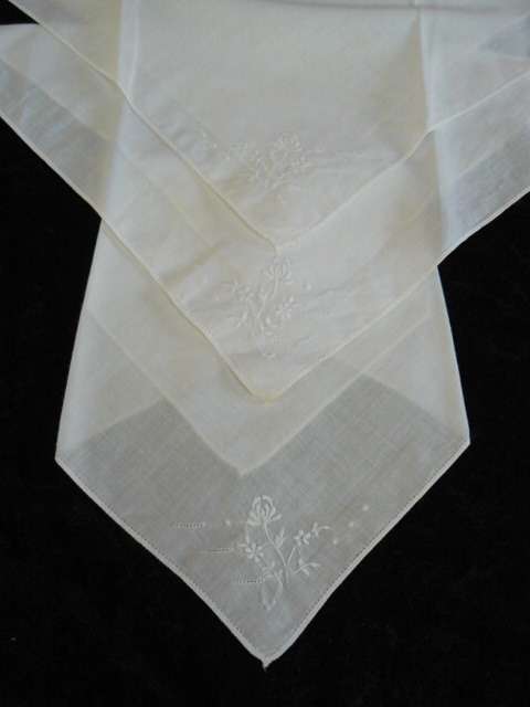 COTTON EMBROIDERED HANKIES X 3