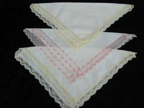 3 X HANKIES WITH BORDER