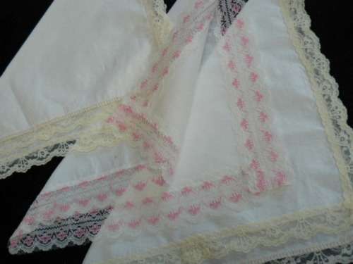 3 X HANKIES WITH BORDER
