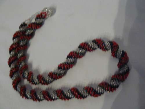 STUNNING BEADED NECKLACE