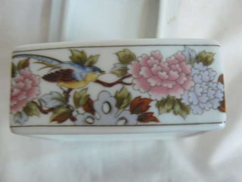 VERY CUTE TRINKET BOX