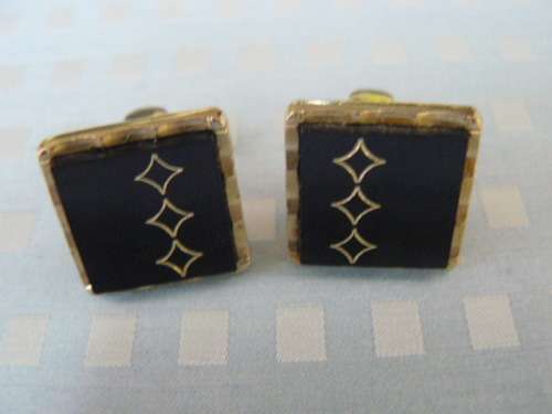 CUFF LINKS