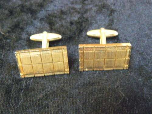 CUFF LINKS