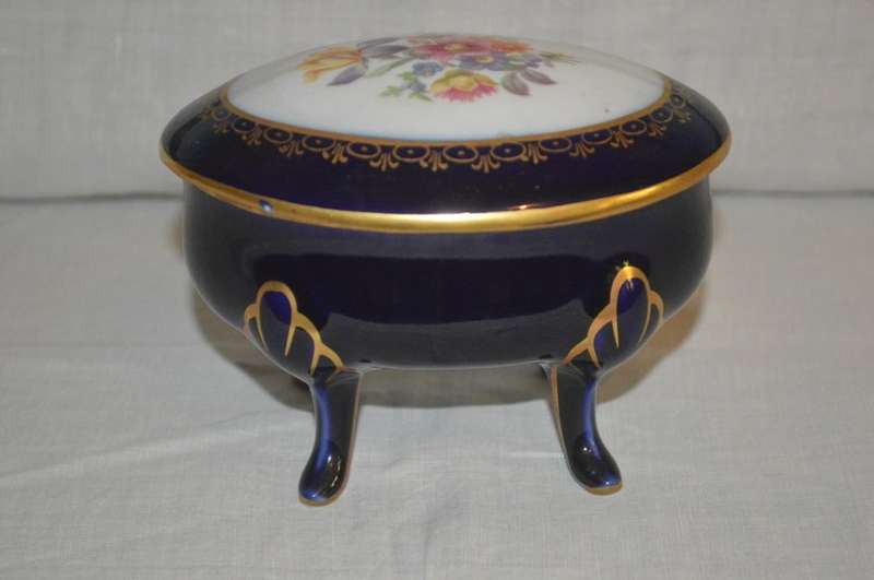 Graf von Henneberg J L Menau stunning dish