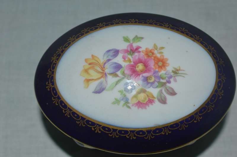 Graf von Henneberg J L Menau stunning dish