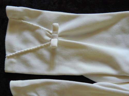 GLOVES