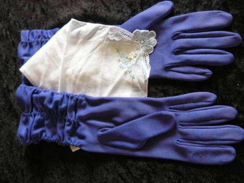 VINTAGE COTTON HANKIE AND GLOVES