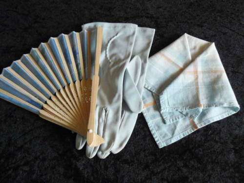 VINTAGE GLOVES, HANKIE AND VAN