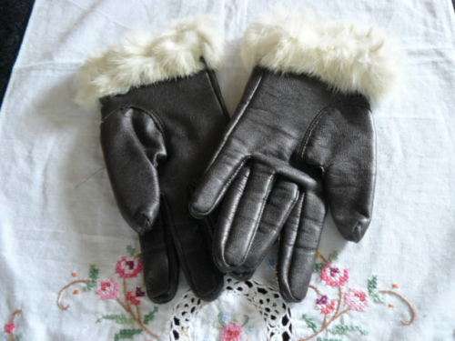 BROWN FOUX LEATHER GLOVE WITH FUR CUFSS