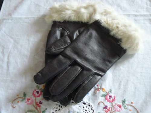 BROWN FOUX LEATHER GLOVE WITH FUR CUFSS