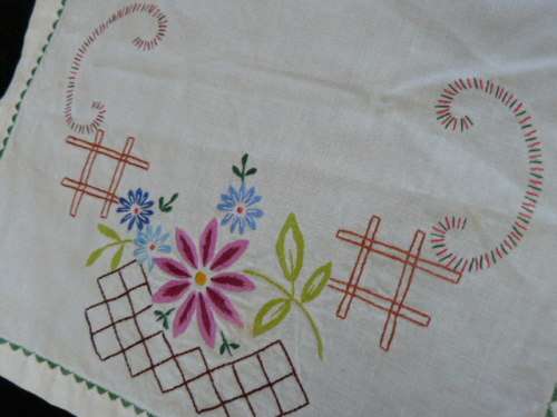 VERY PRETTY CLOTH 59 CM X 34