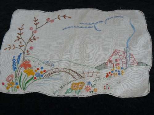 COTTON EMBROIDERY TRAY CLOTH WITH FREE GIFT