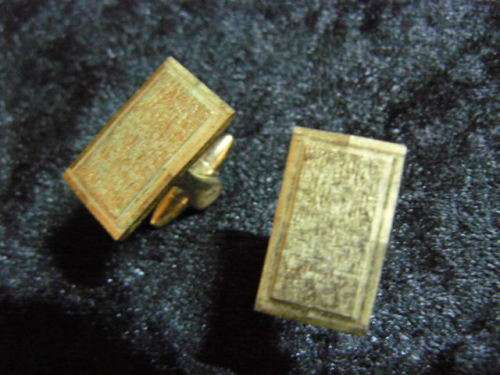 CUFF LINKS