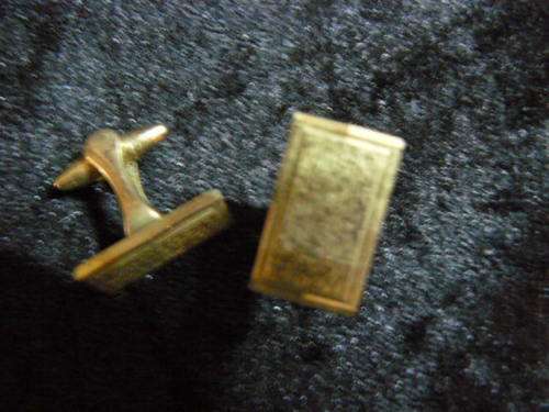 CUFF LINKS