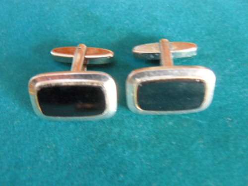 CUFF LINKS