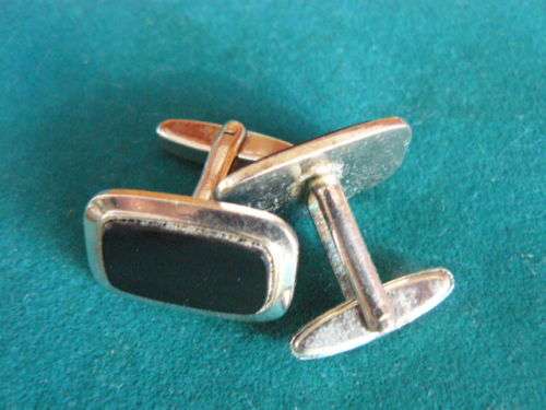 CUFF LINKS