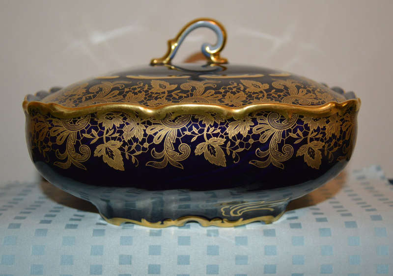 Stunning Hutschenreuther Real Cobolt  Bonboniere/buscuit  Porcelain Germany perfect con