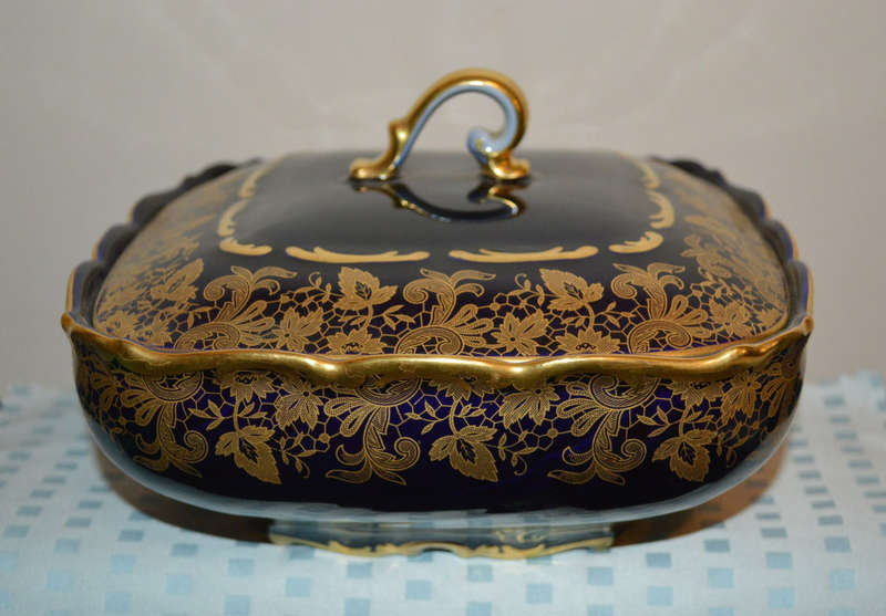 Stunning Hutschenreuther Real Cobolt  Bonboniere/buscuit  Porcelain Germany perfect con
