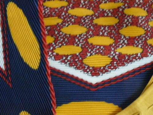 SCARVE AND GLOVES