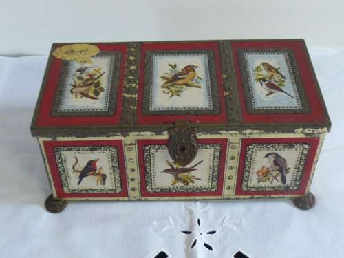 LOVELY TIN
