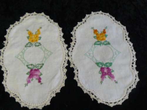 2 X DOILIES COTTON EMBROIDERED