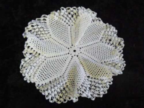 VERY PRETTY COTTON DOILIE