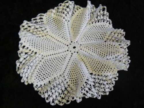 VERY PRETTY COTTON DOILIE
