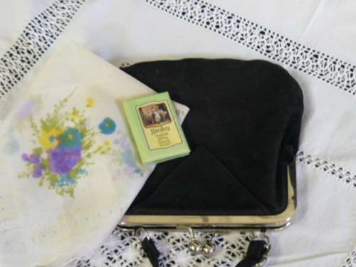 VINTAGE LIKE BAG WITH HANKIE AND SOAP