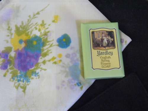 VINTAGE LIKE BAG WITH HANKIE AND SOAP