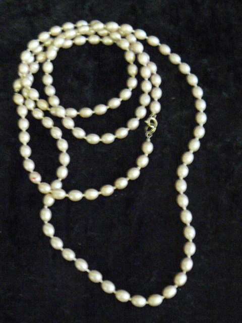 FOUX STRAND OF PEARL NECKLACE