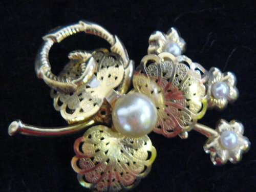 VINTAGE LIKE BROOCH