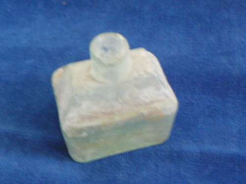 BOAT VINTAGE INK BOTTLE GLASS