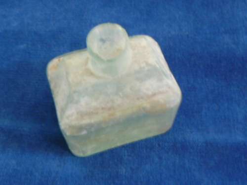 BOAT VINTAGE INK BOTTLE GLASS