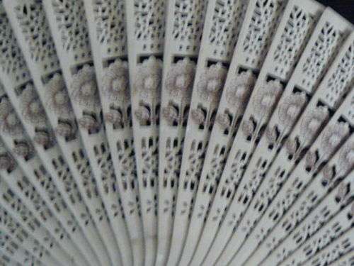 TRINKET BOX AND FAN