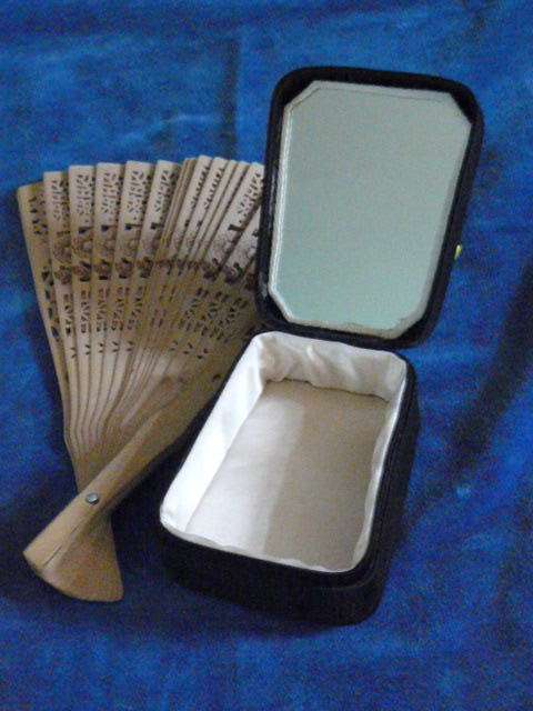 TRINKET BOX AND FAN