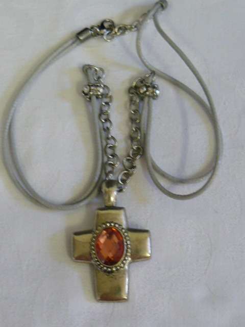 CROSS AND CHAIN