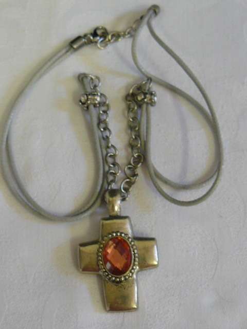 CROSS AND CHAIN