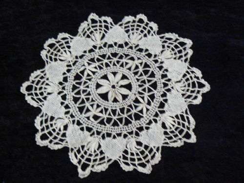 VERY FINE HAND CROCHETED DOILIE 25 CM