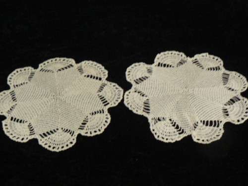 2 X HAND CROCHETED COTTON DOILIES